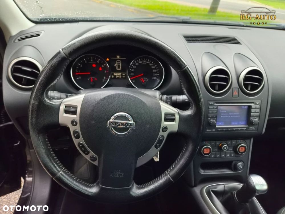 Nissan Qashqai - 35