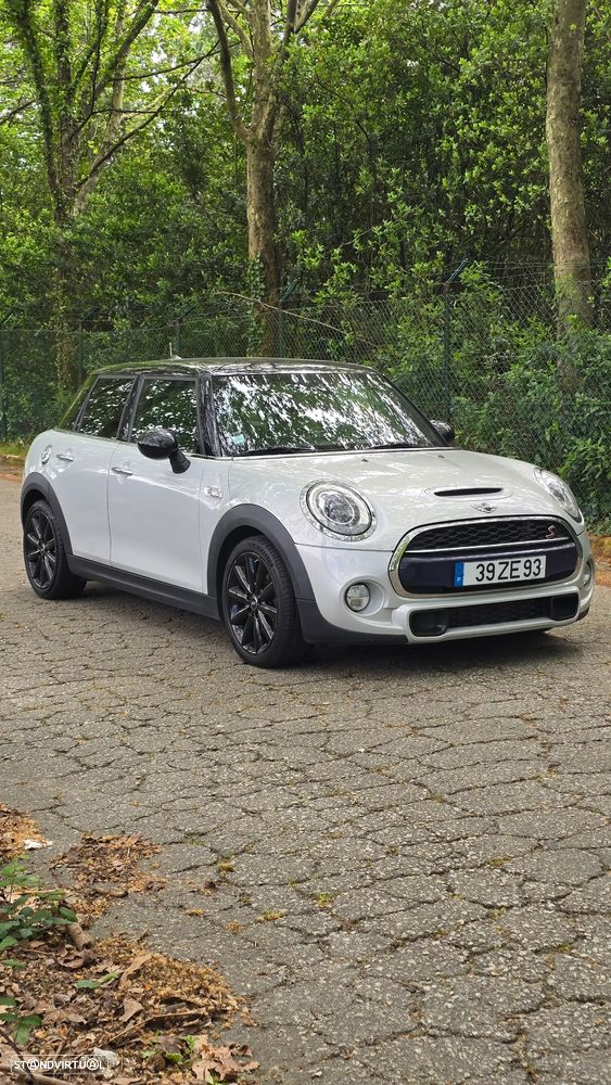 MINI 5 Portas Cooper SD - 1