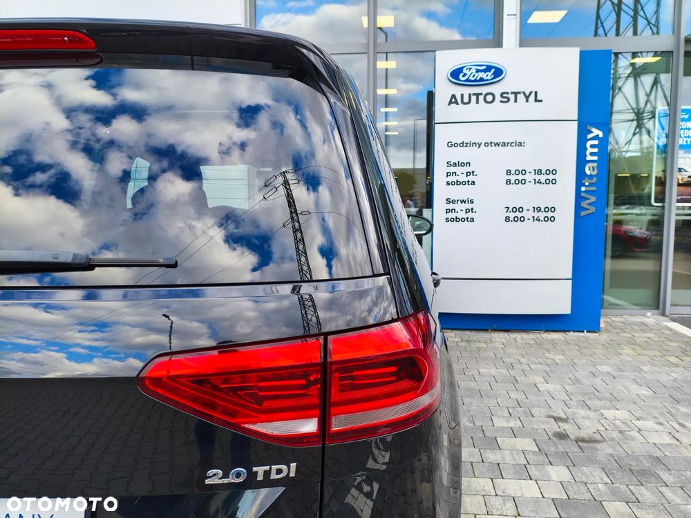 Volkswagen Touran 2.0 TDI BMT Highline DSG - 36