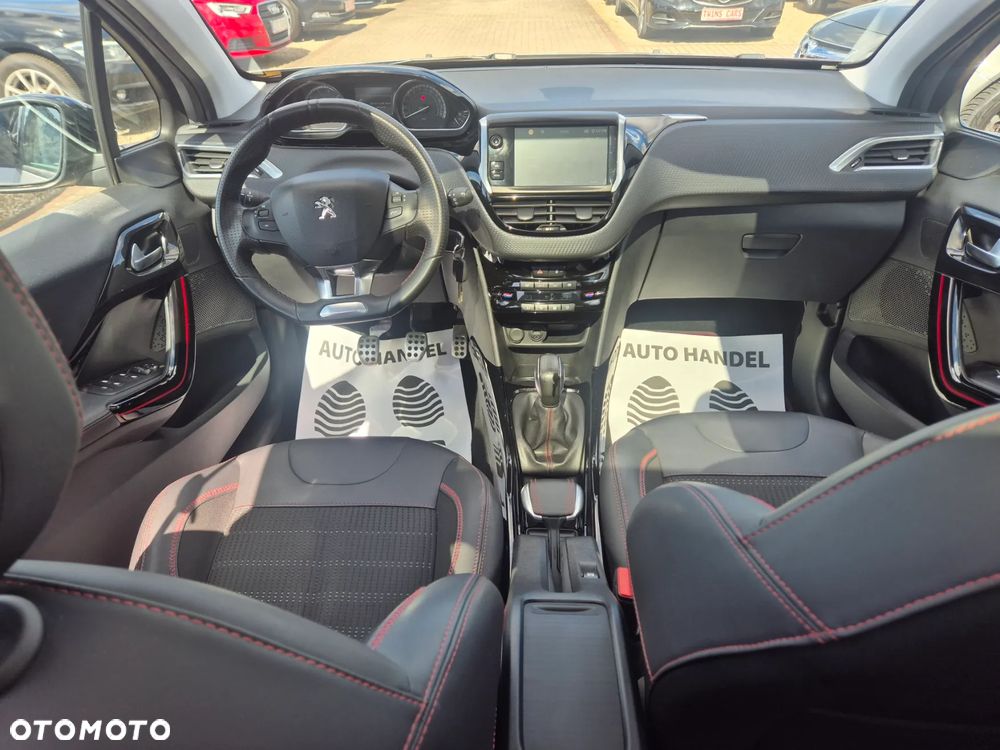 Peugeot 2008 PureTech 110 Stop&Start GT-Line Edition - 11