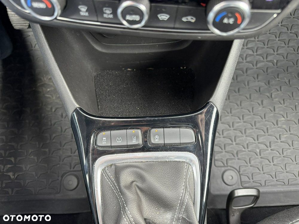 Opel Crossland 1.2 T Elegance - 21