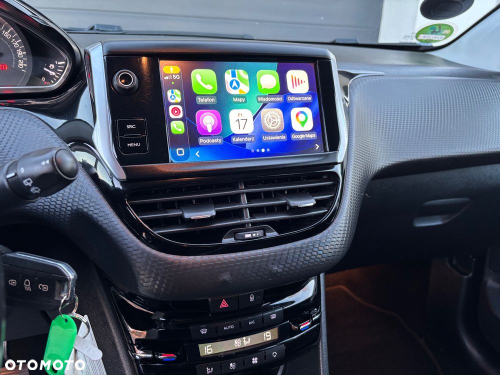 Peugeot 2008 1.6 BlueHDi Allure - 13