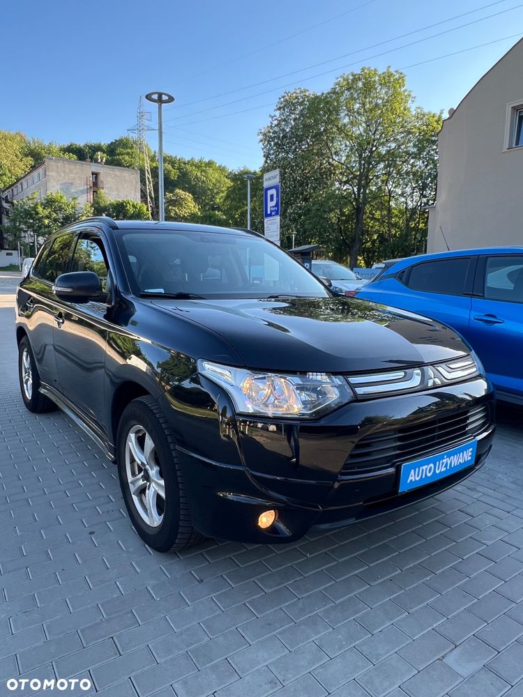 Mitsubishi Outlander 2.2 DID Intense - 1