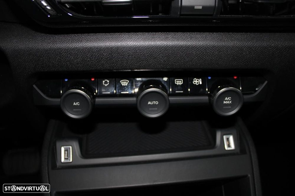 Citroën e-C4 X 54 kWh Autonomia Alargada Plus - 20