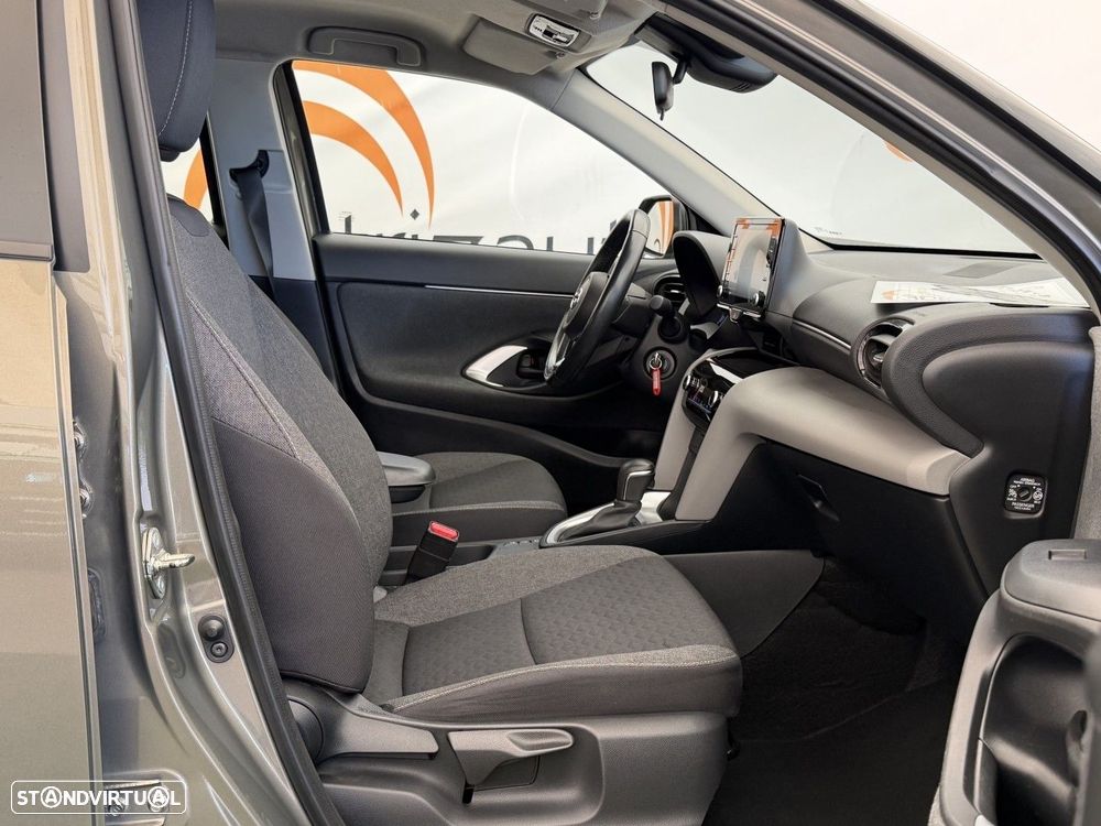 Toyota Yaris Cross 1.5 HDF Comfort - 10