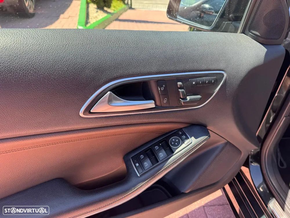 Mercedes-Benz A 220 - 16