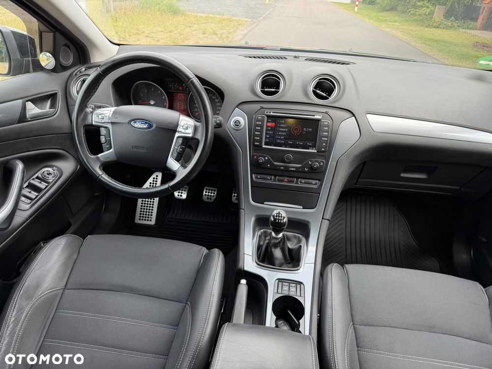Ford Mondeo - 2