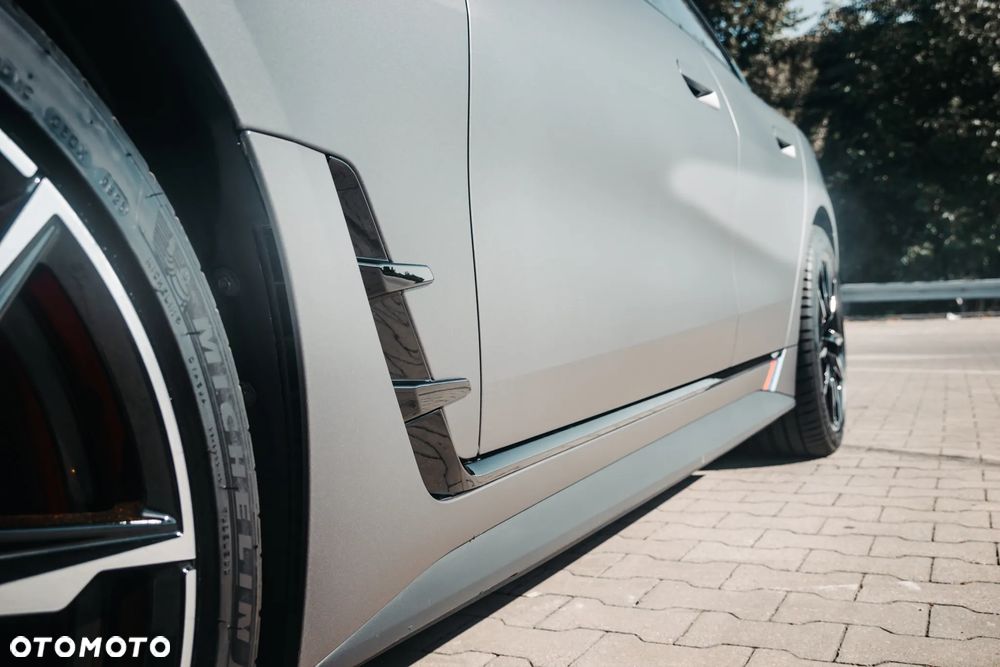 BMW i4 83.9kWh M50 xDrive - 12