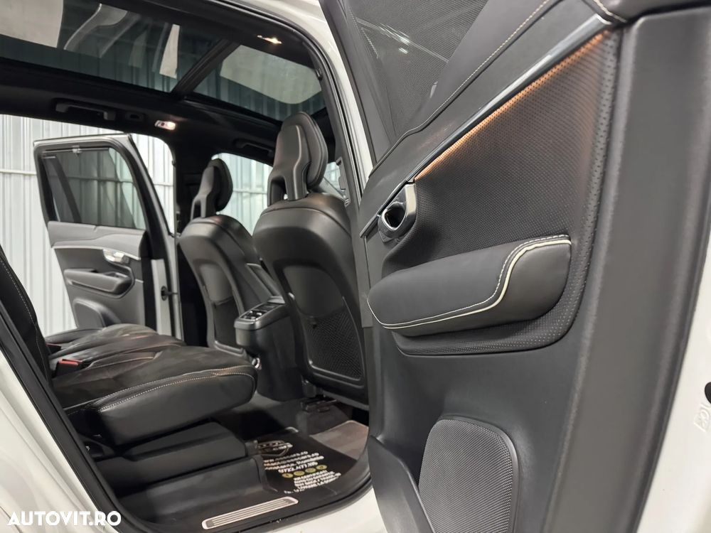 Volvo XC 90 B5 D AWD Geartronic RDesign - 33