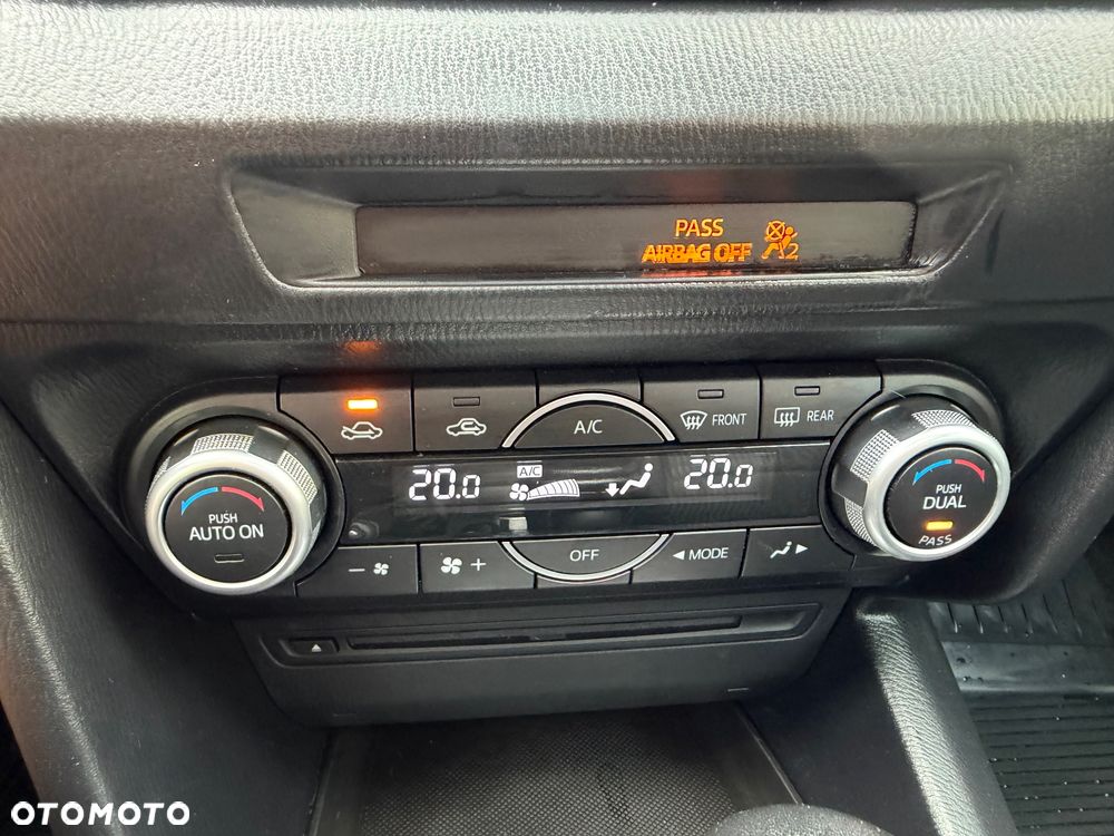 Mazda 3 - 17