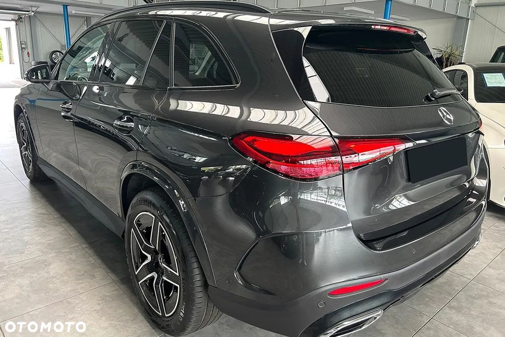 Mercedes-Benz GLC 220 d mHEV 4-Matic AMG Line - 4