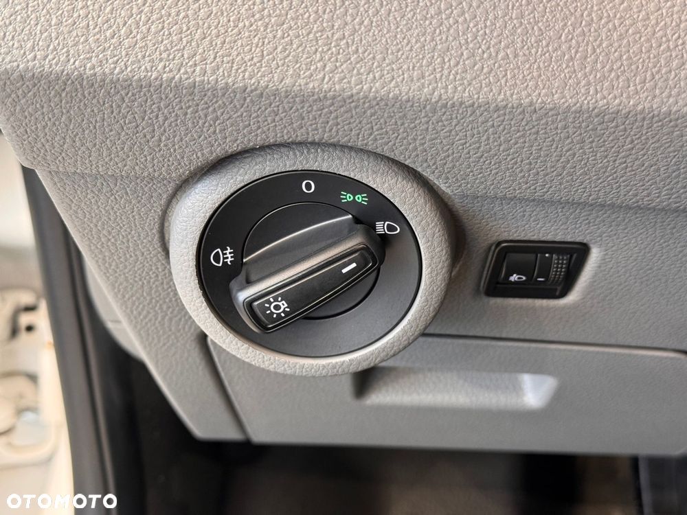 Volkswagen Transporter - 16