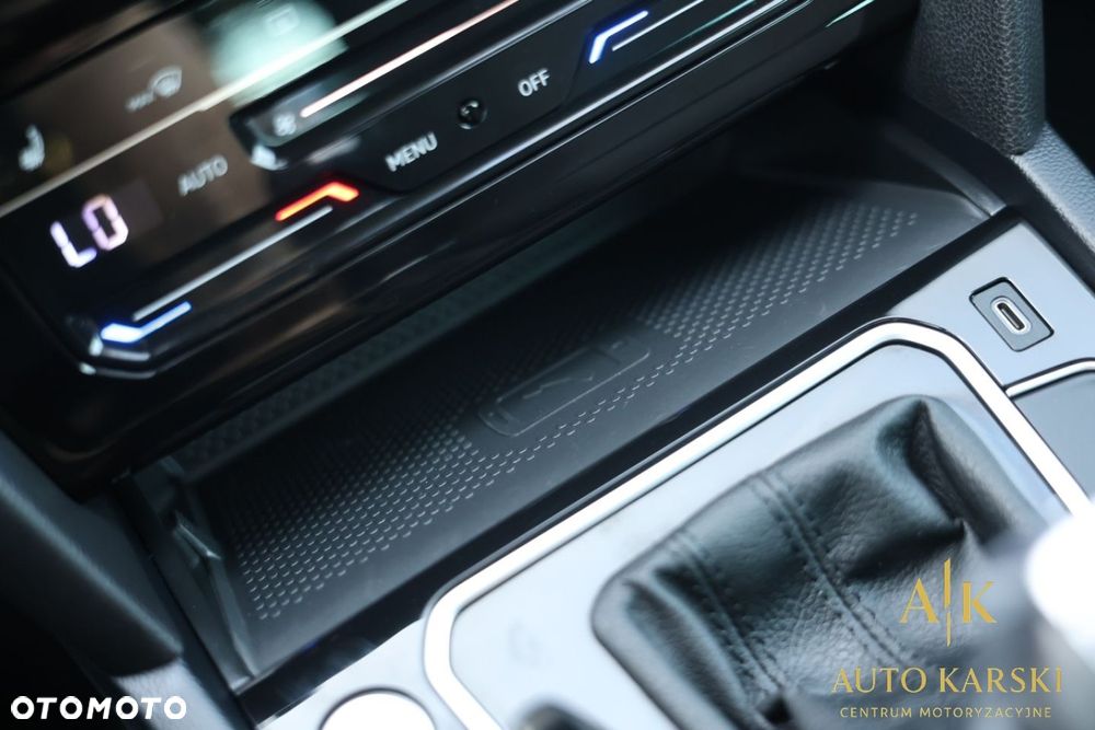 Volkswagen Passat Variant - 25