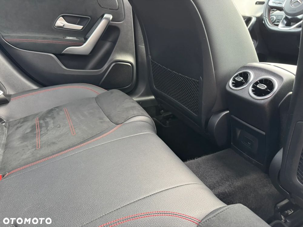 Mercedes-Benz Klasa A 250 e PHEV AMG Line 8G-DCT - 27