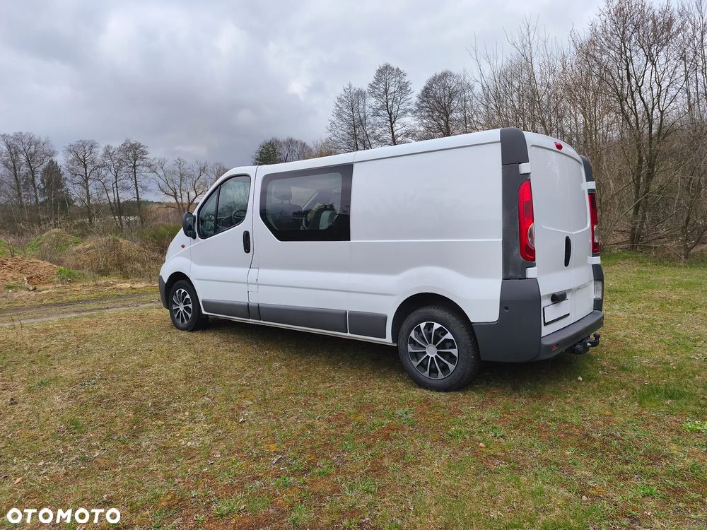 Opel VIVARO - 9