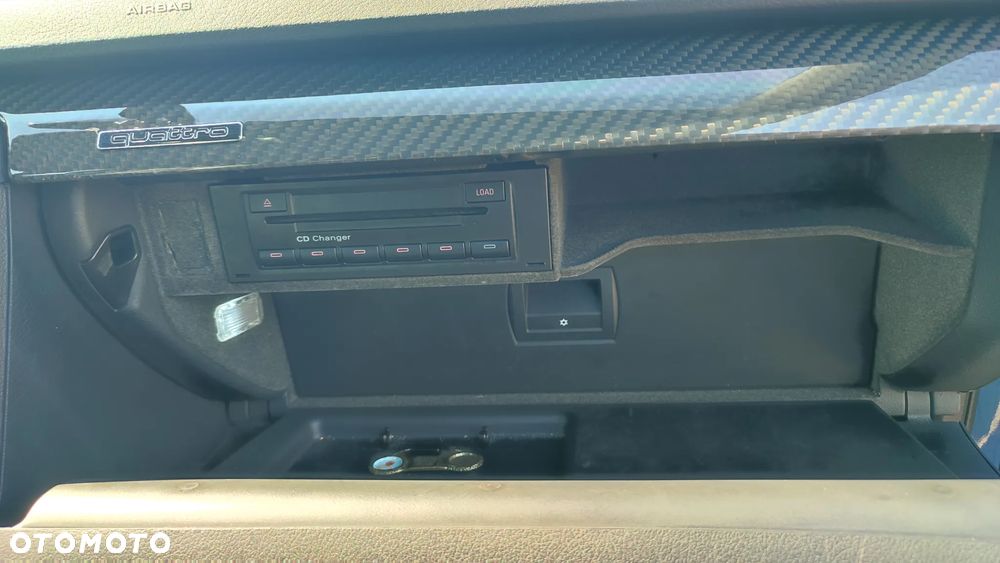 Audi A4 Limousine - 12