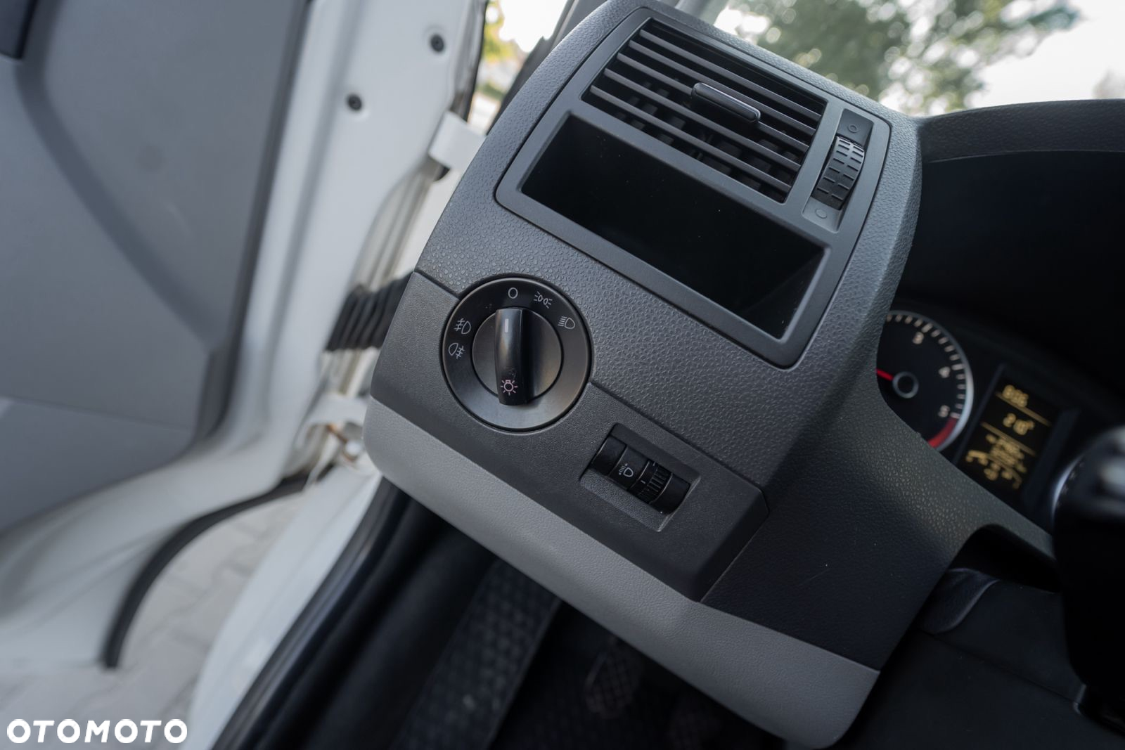 Volkswagen T5 - 30