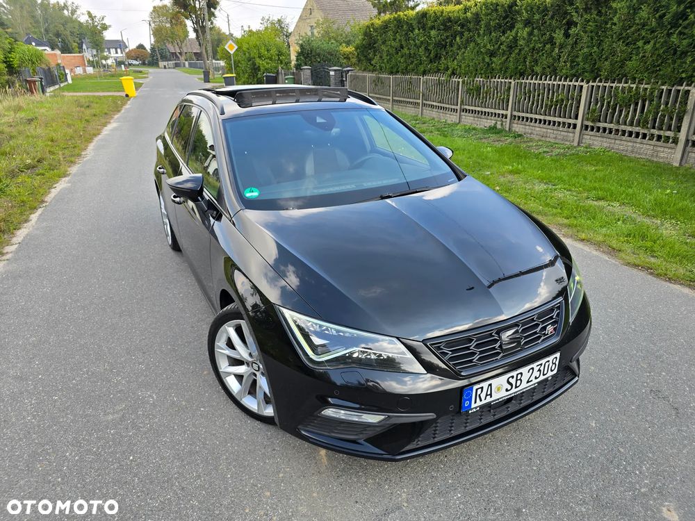 Seat Leon 2.0 TDI DPF DSG FR Black Matt Edition - 29