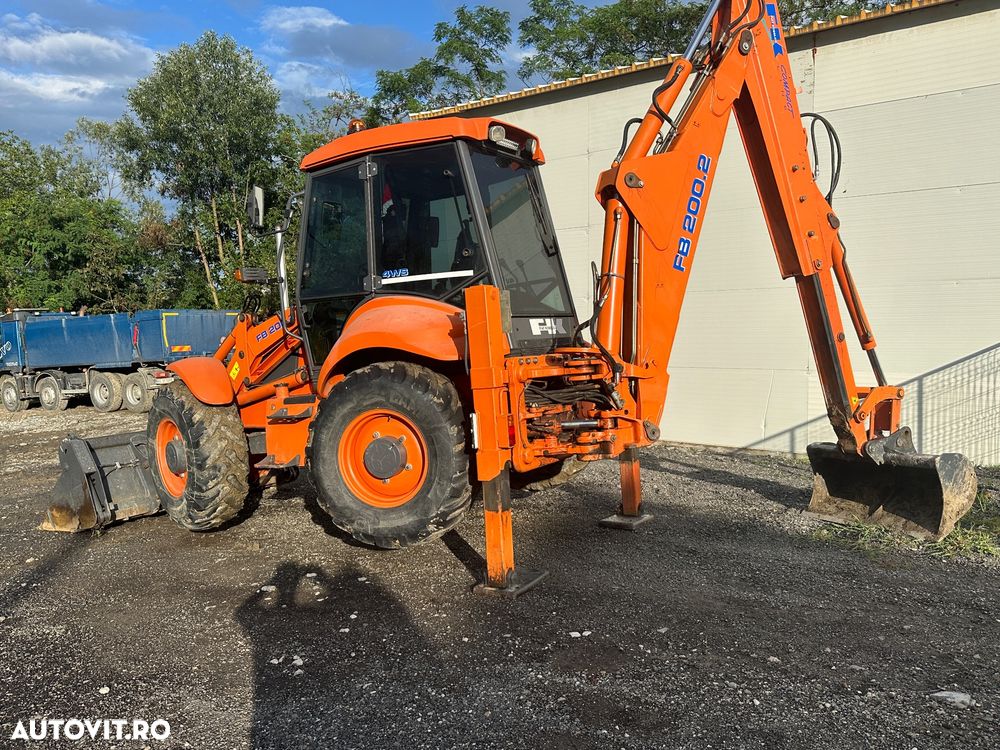 FIAT KOBELCO FB200 - 6