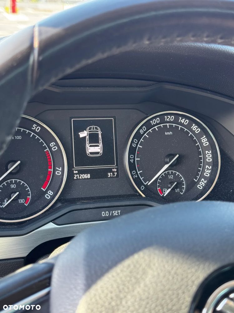 Skoda Superb 1.8 TSI Ambition - 13