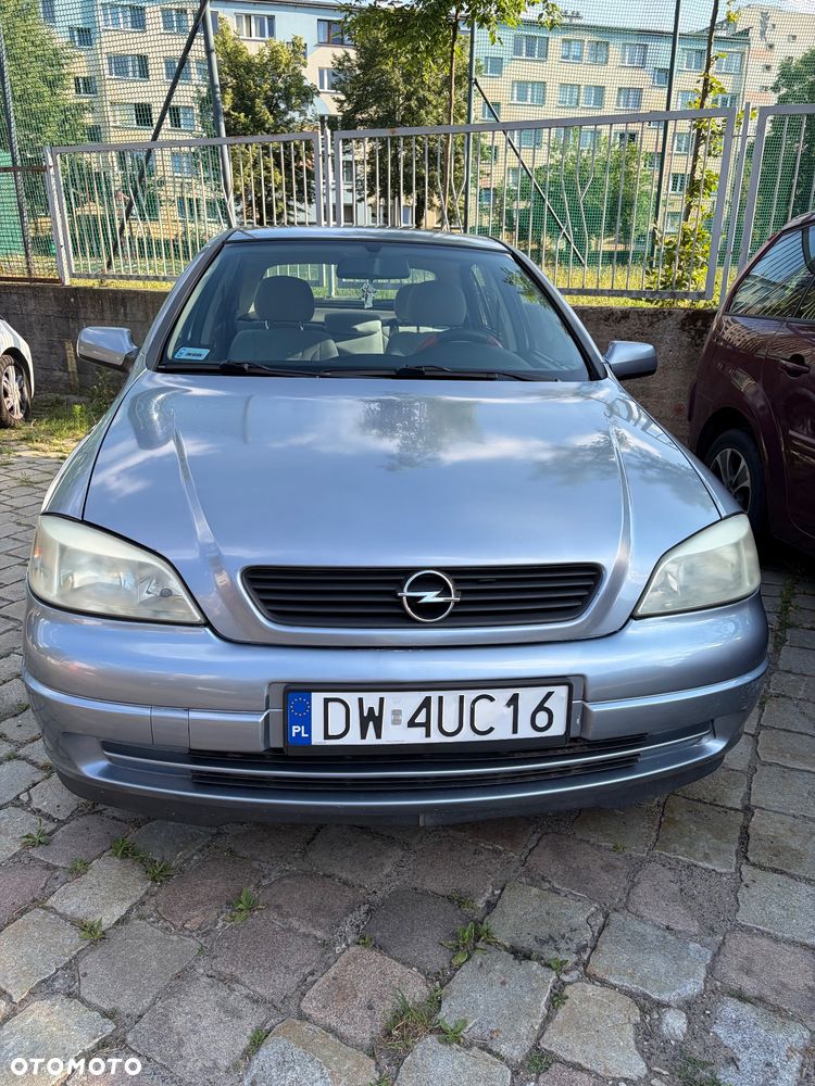 Opel Astra 1.4 Start - 2