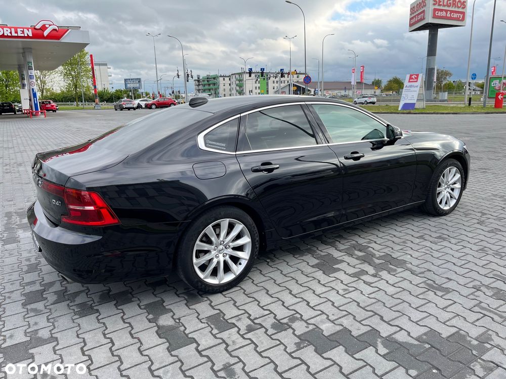 Volvo S90 D4 AWD Geartronic Momentum - 4