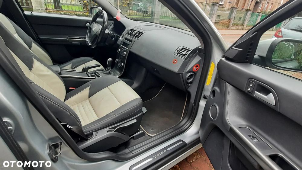 Volvo V50 1.8 Momentum - 13
