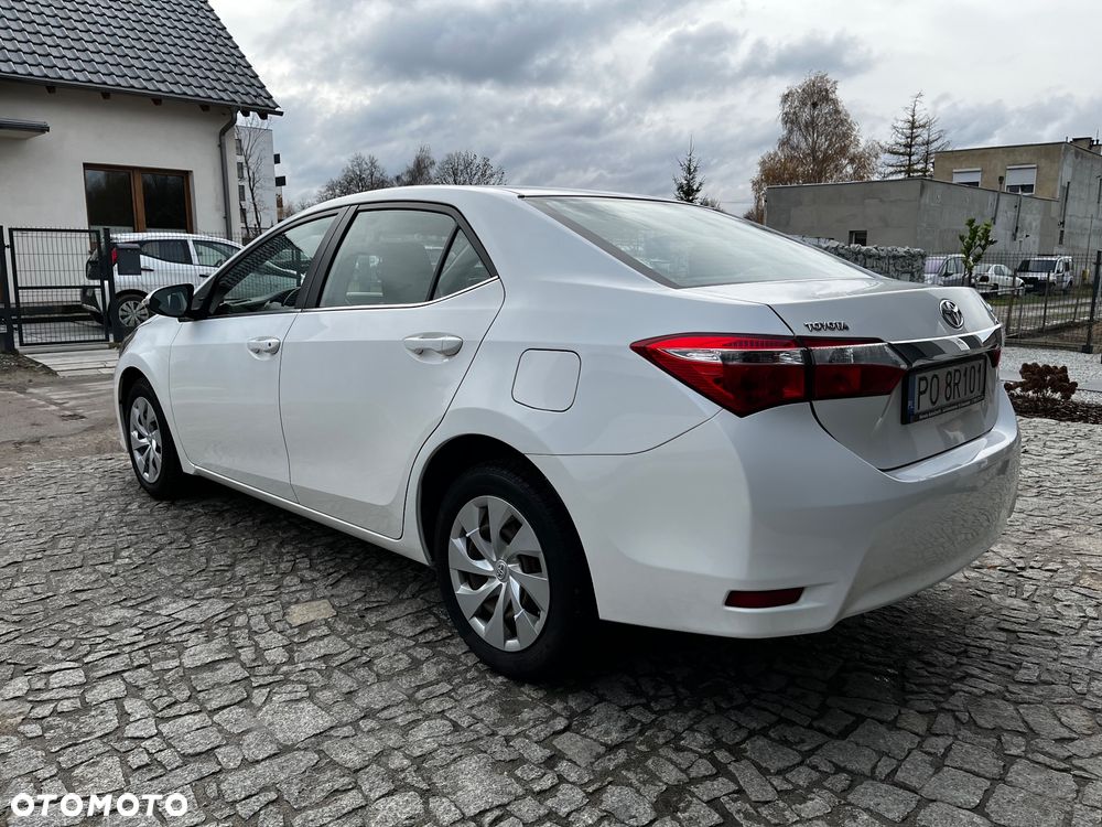 Toyota Corolla 1.6 Active - 5