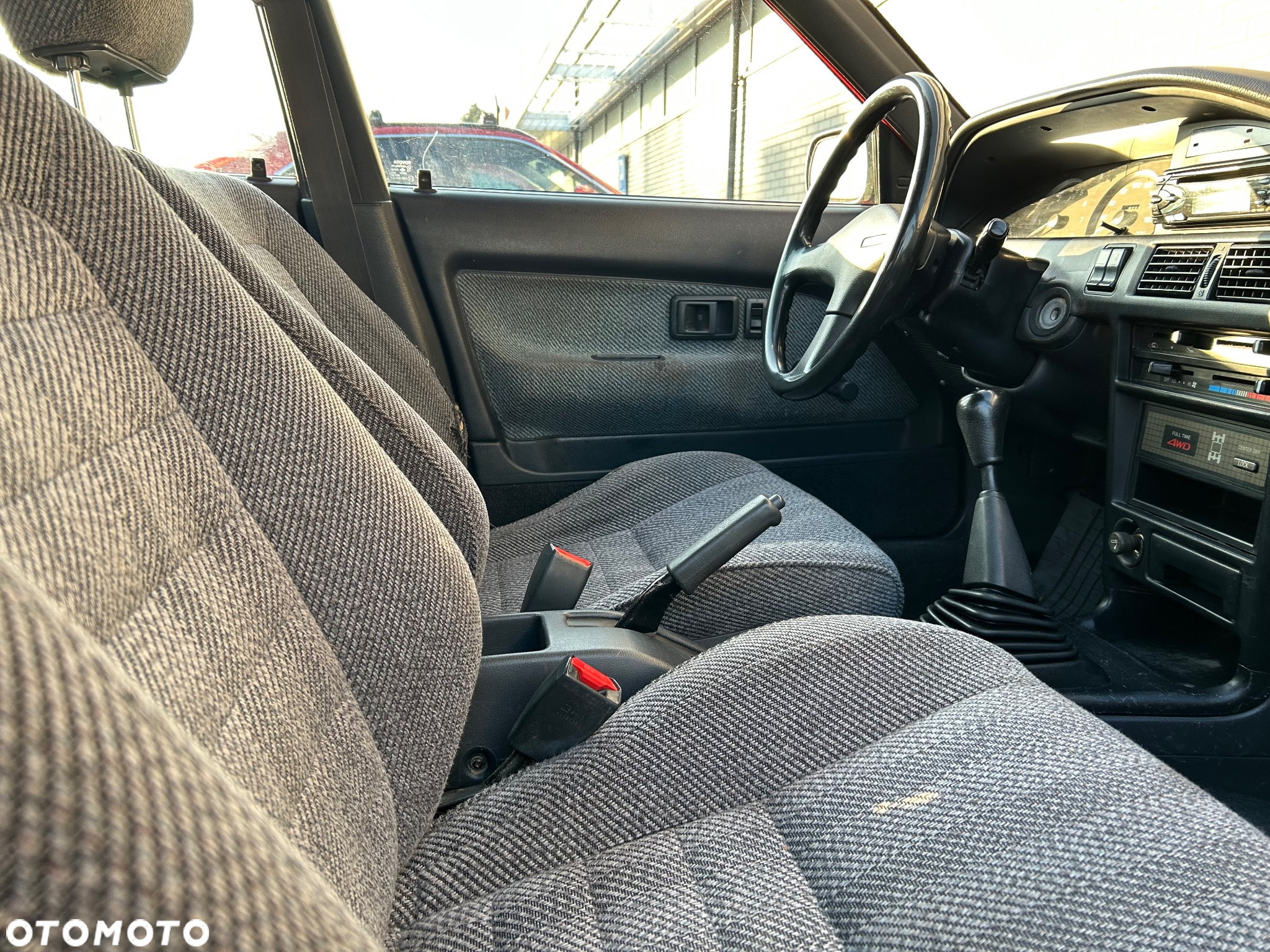 Toyota Corolla 1.6 Si - 22