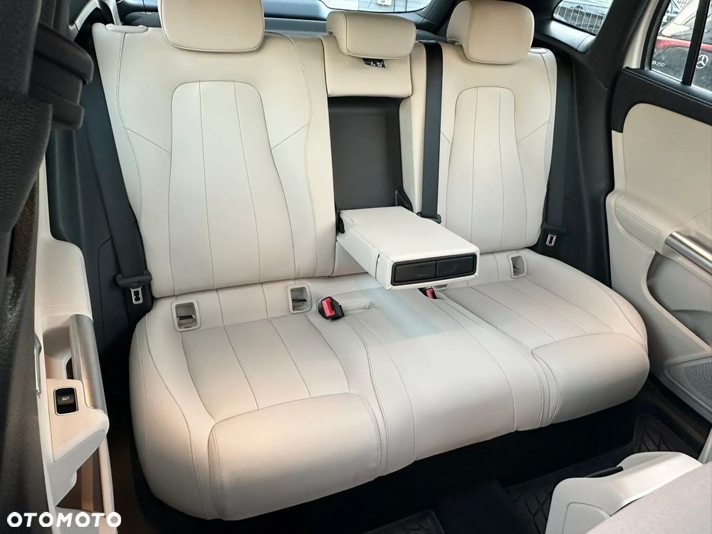 Mercedes-Benz EQA 250 66.5kWh Progressive - 12