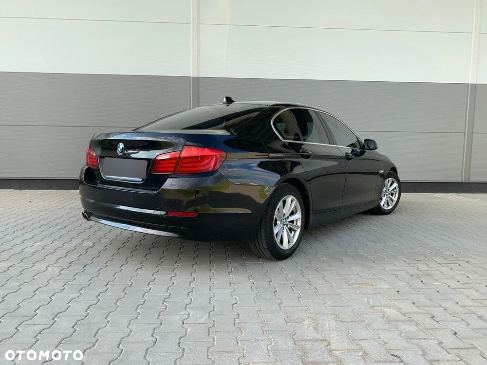 BMW Seria 5 520d - 6