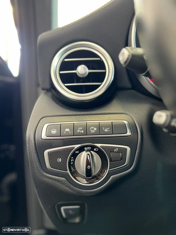 Mercedes-Benz GLC 250 d 4Matic 9G-TRONIC AMG Line - 9