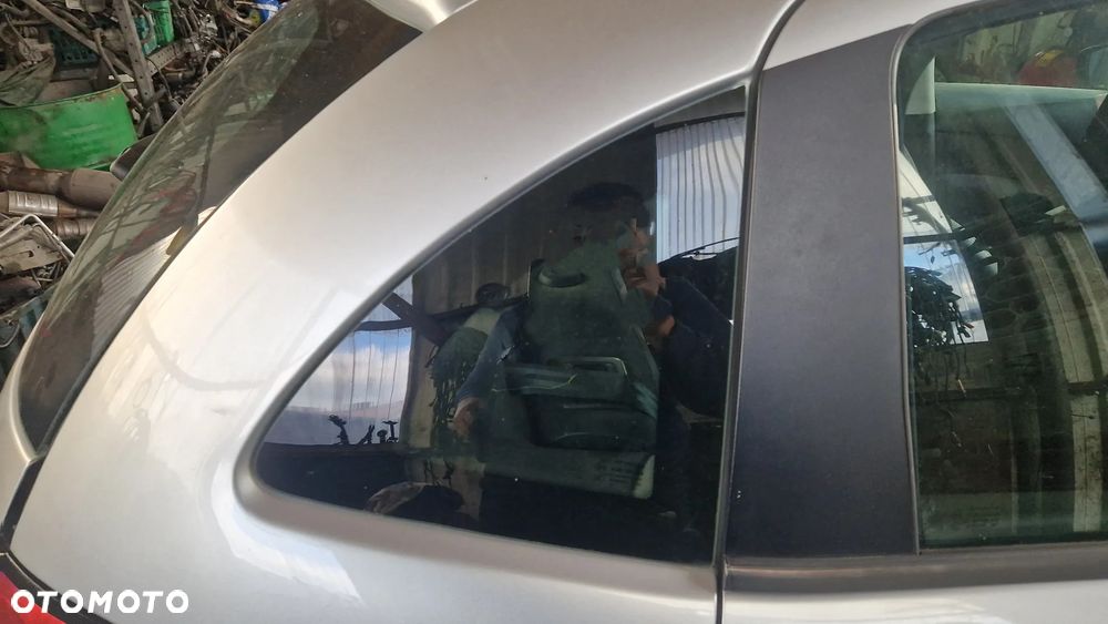 CITROEN C3 II SZYBA KAROSERYJNA PRAWY TYŁ
