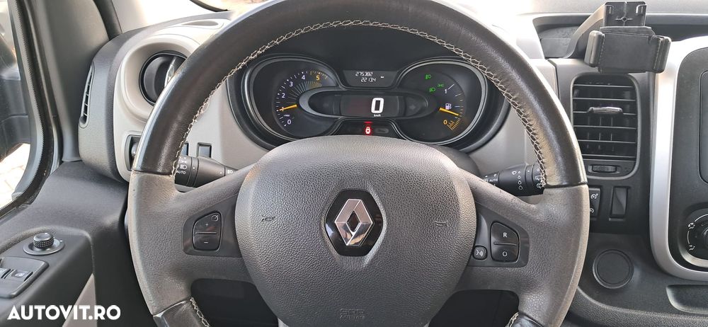 Renault Trafic - 19