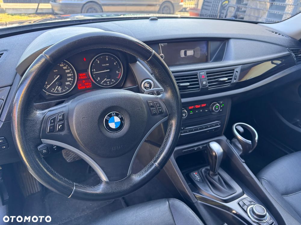 BMW X1 xDrive20d - 14