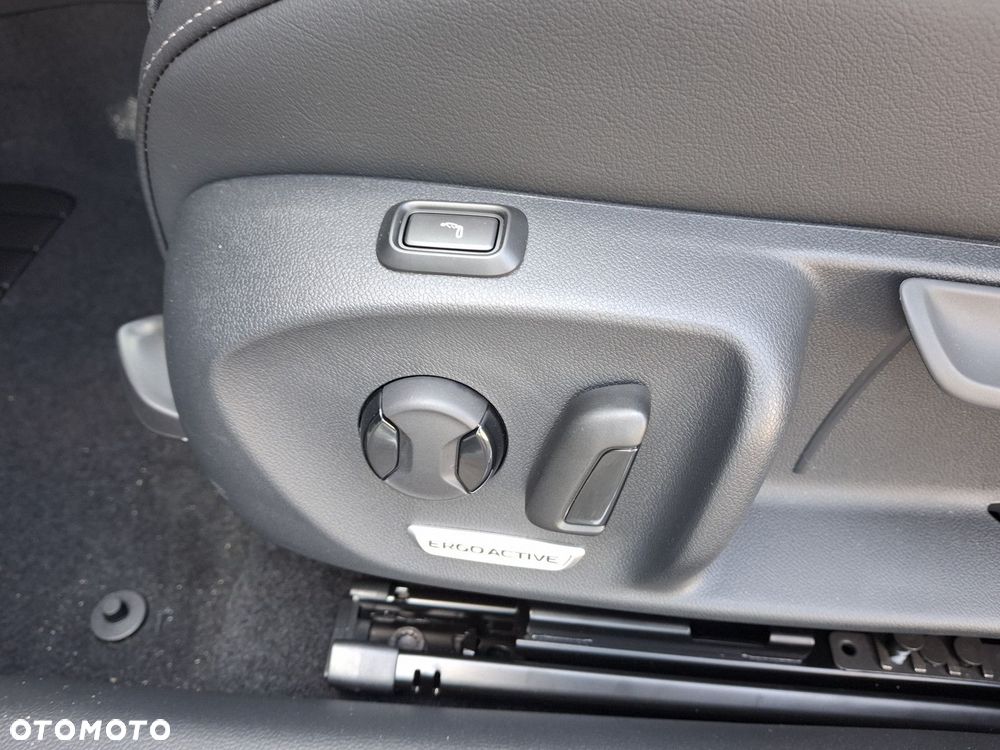 Volkswagen Passat - 10