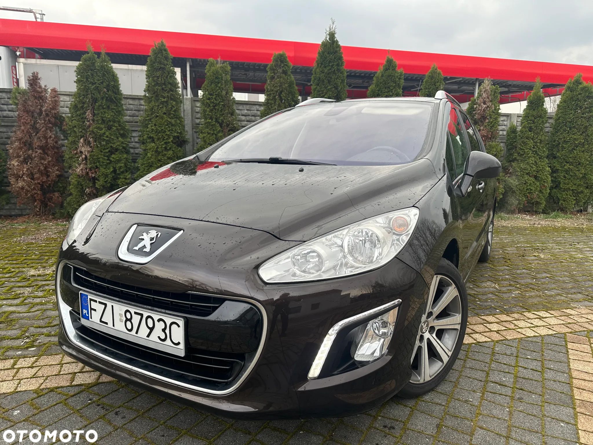 Peugeot 308 - 1