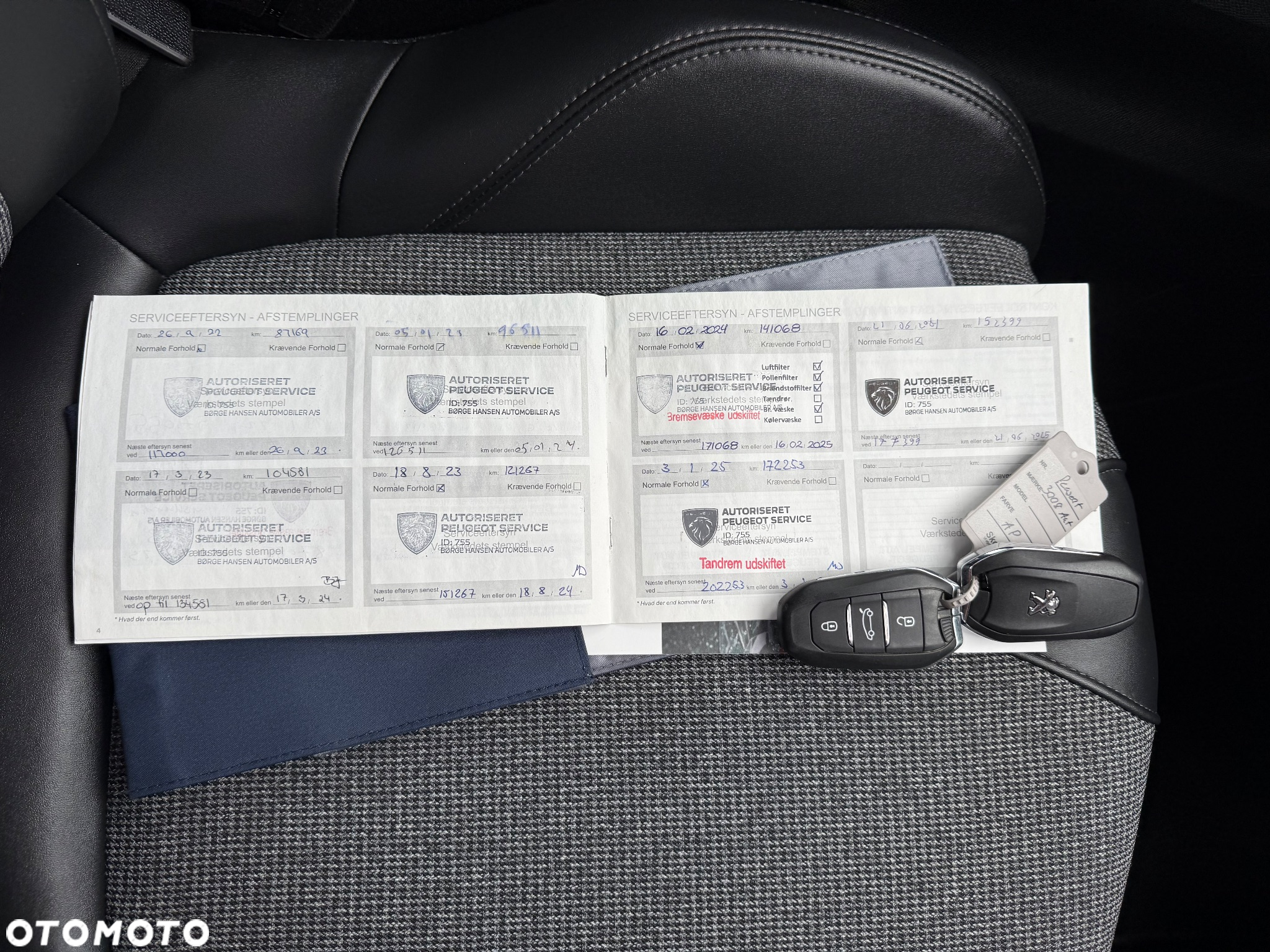 Peugeot 3008 1.5 BlueHDi Allure Pack S&S EAT8 - 17