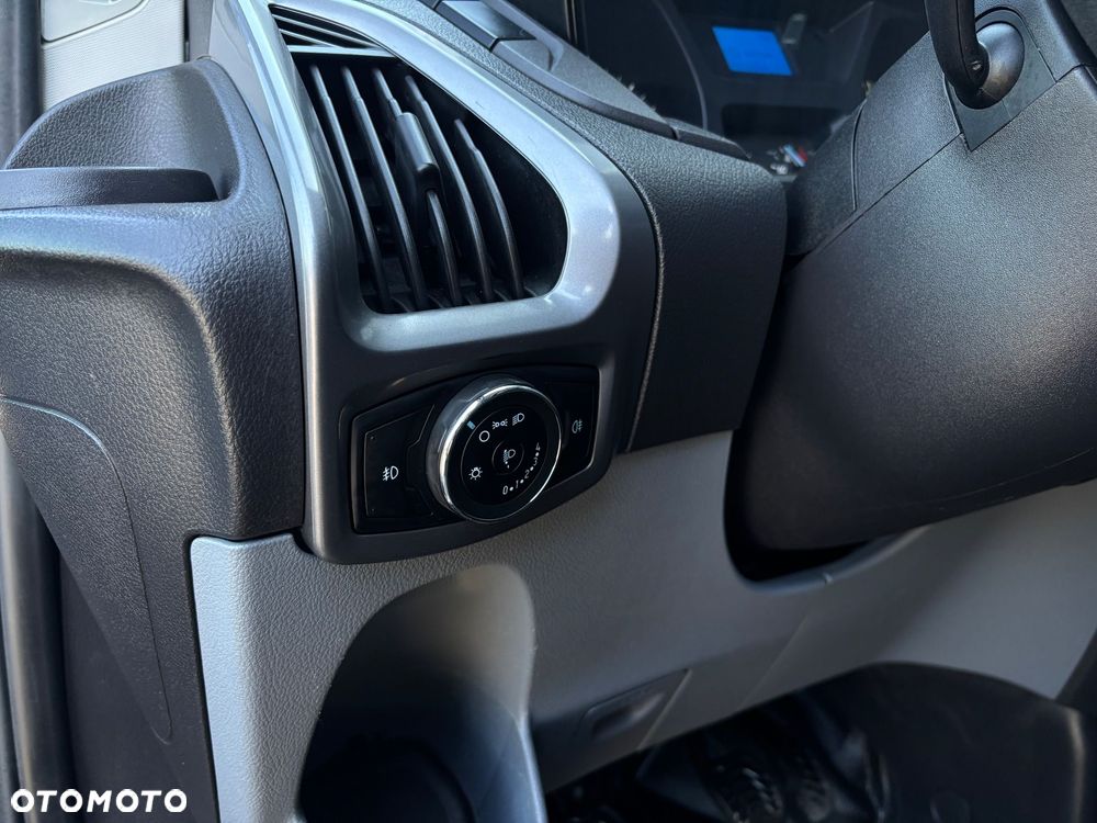 Ford Transit Custom L1H1 Klima Hak I Właściciel Serwis do końca Bezwypadkowy - 14