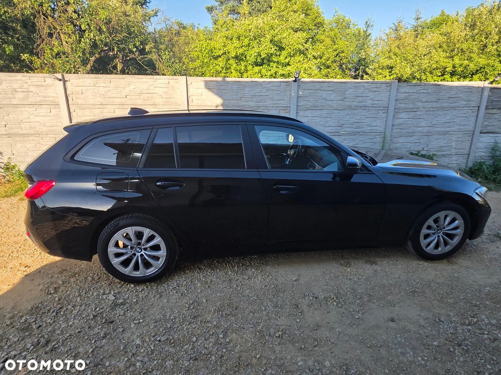 BMW Seria 3 318d mHEV - 5
