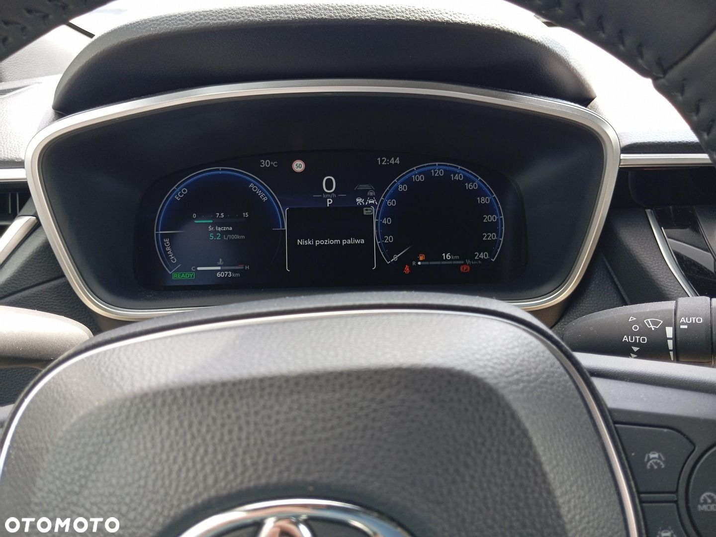 Toyota Corolla Cross - 18