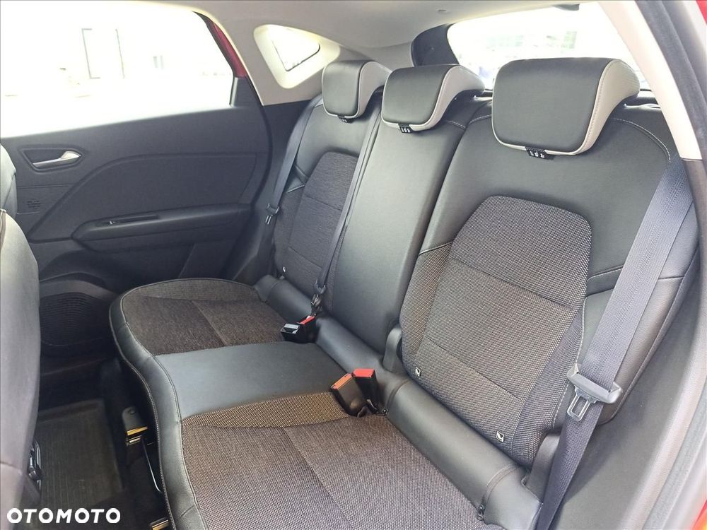 Renault Captur - 16