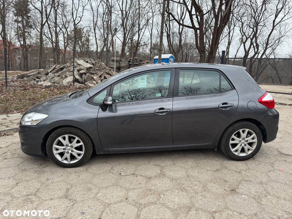 Toyota Auris 1.6 Premium - 3