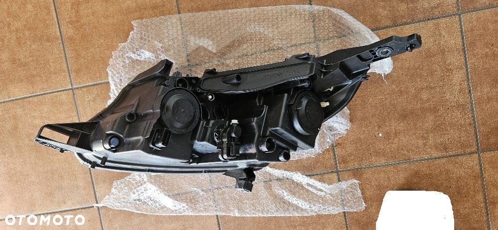 Peugeot 2008 Lift Lampa Przód  Lewa Prawa Idealne - 5