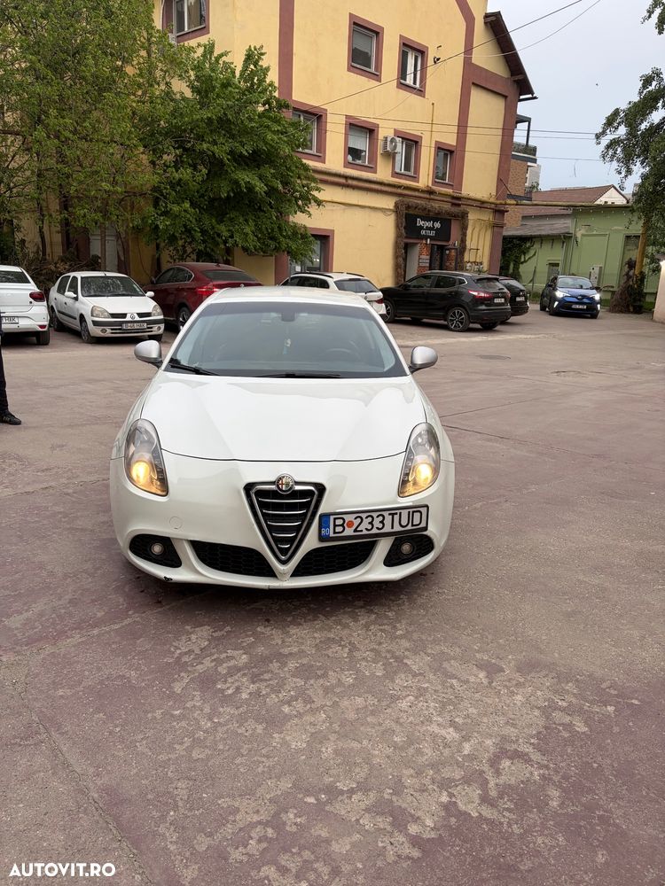 Alfa Romeo Giulietta 1.6 Mjet Distinctive - 4