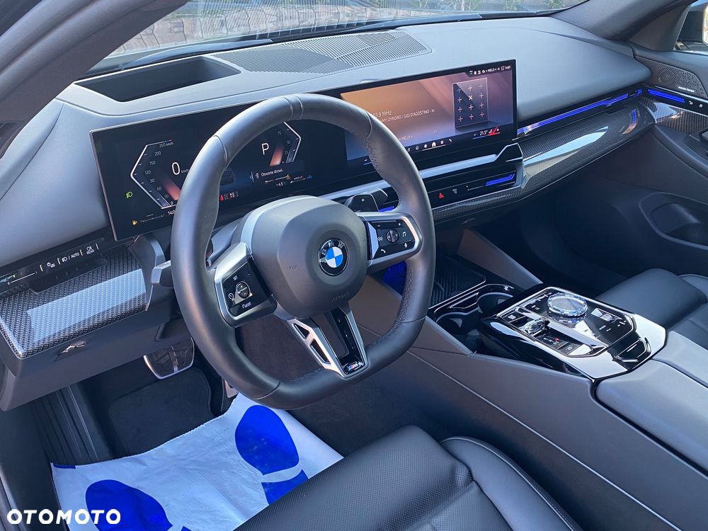 BMW Seria 5 520d xDrive - 20