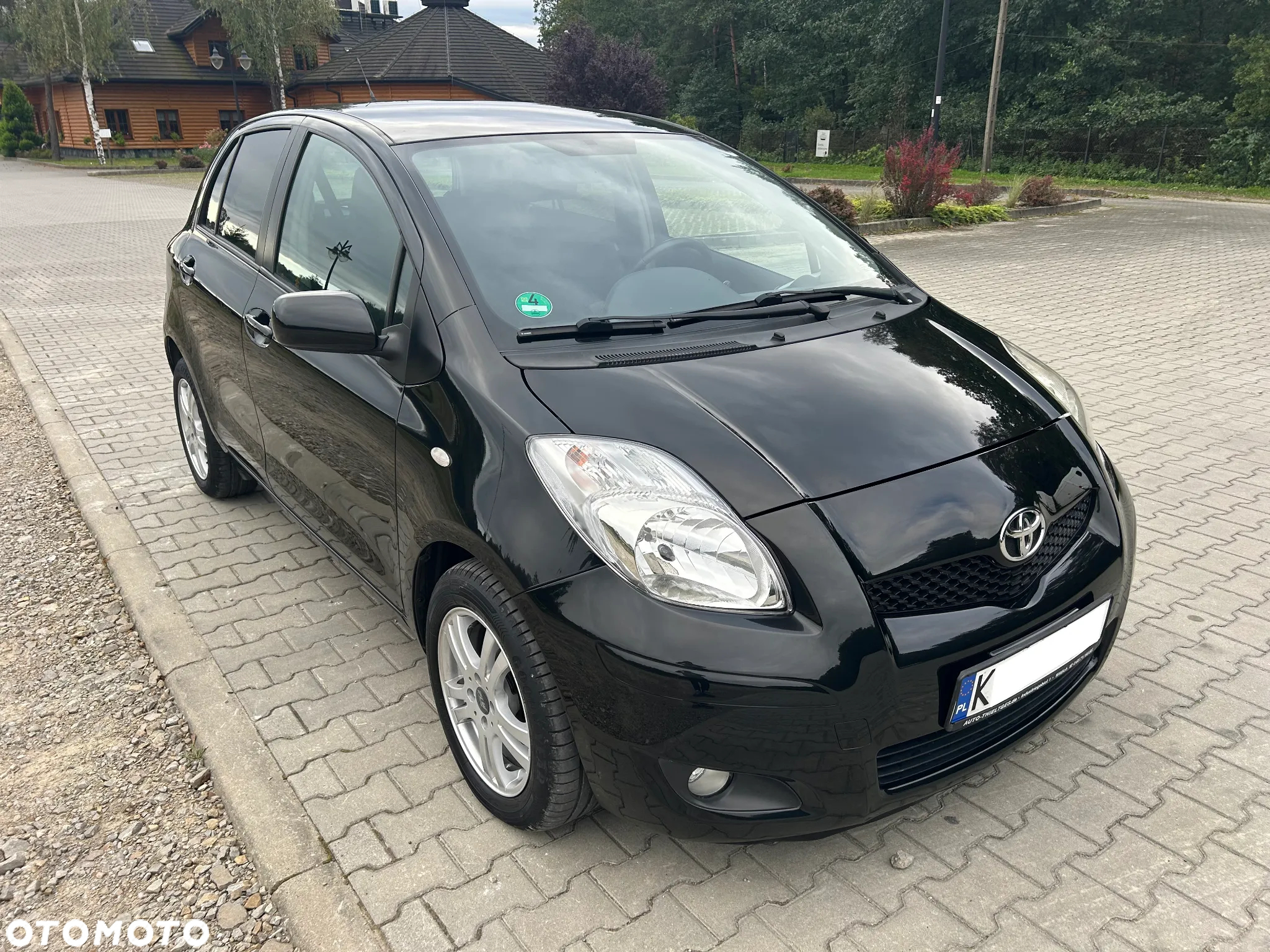 Toyota Yaris - 16