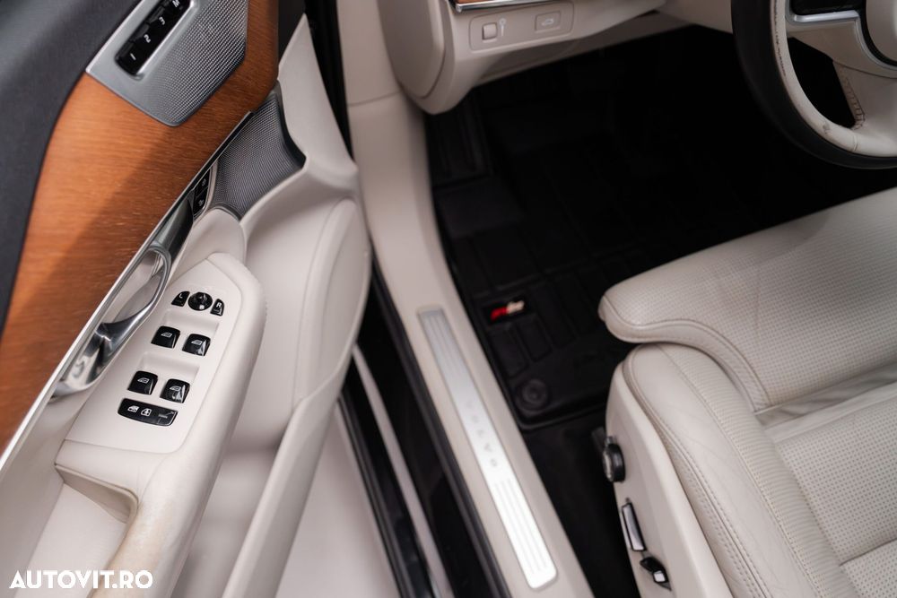 Volvo XC 90 - 14