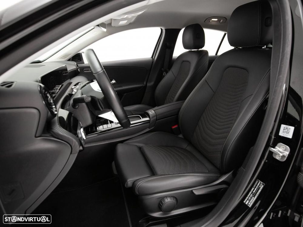 Mercedes-Benz A 250 e - 8