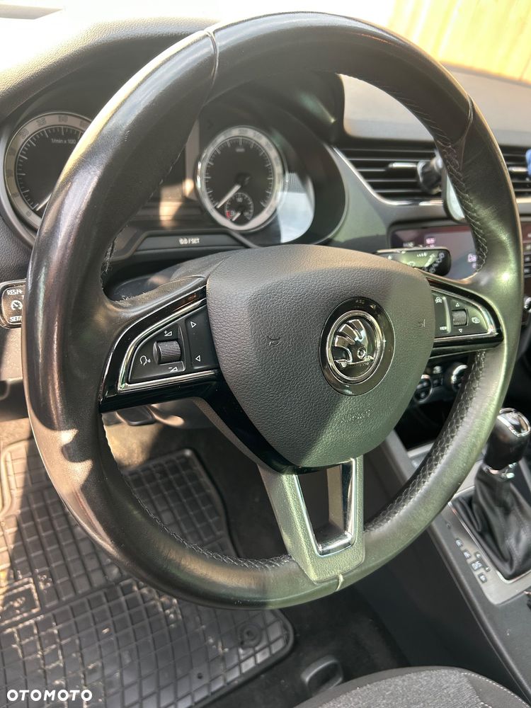 Skoda Octavia 2.0 TDI DSG Edition - 11